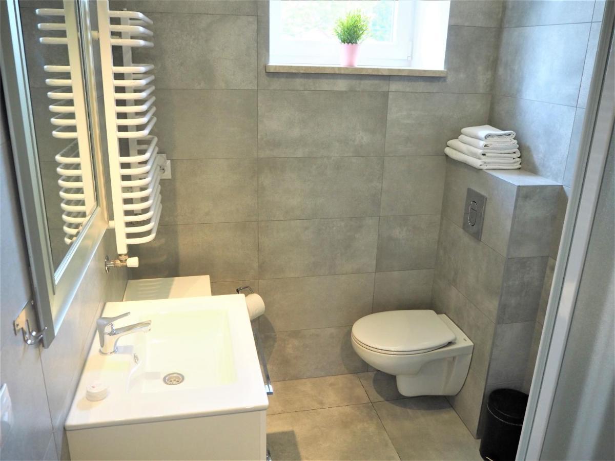 Apartamenty Dobranoc - Wawer 2 Warsaw Exterior photo